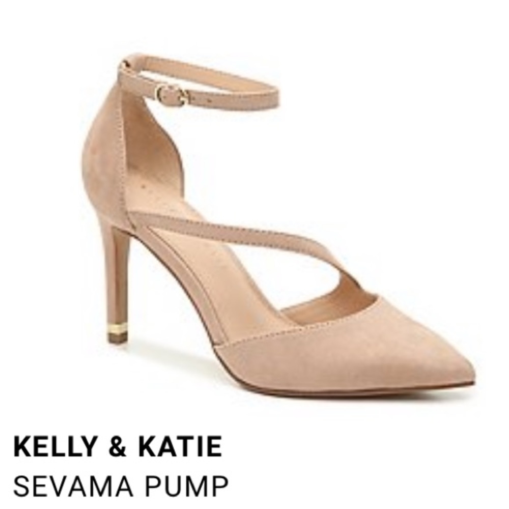 Kelly & Katie Sevama Pump Beige Faux Suede Size 6.5